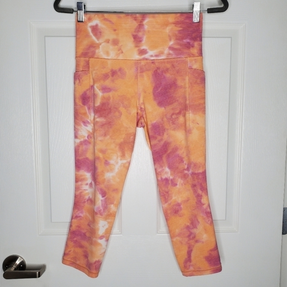 Athleta Salutation Pink Stripe Tie Dye High Rise Stash Pocket Capri Leggings - Picture 5 of 11